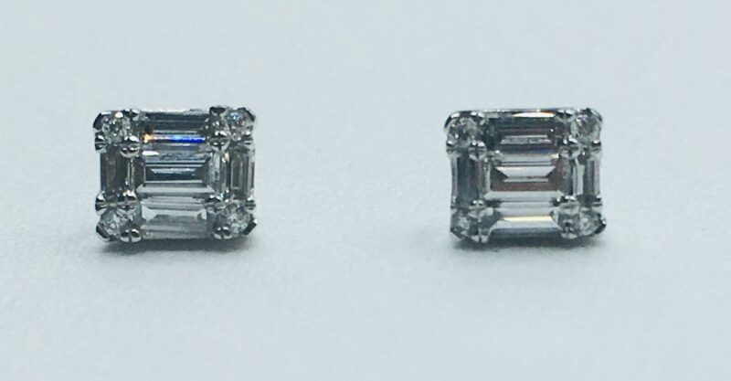 10 KT Emerald Cut Diamond Ring